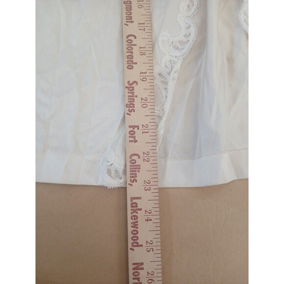 Vintage Sears The Doesnt Slip Ivory Lace Half Slip Nylon Skirt Slit Size Large - Picture 3 of 6